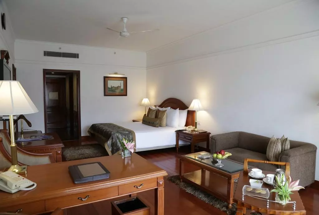 jaypee_palace_shabavizparvaz_09.jpg