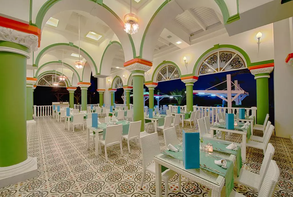 kamelya_k_club_shabavizparvaz_21.jpg