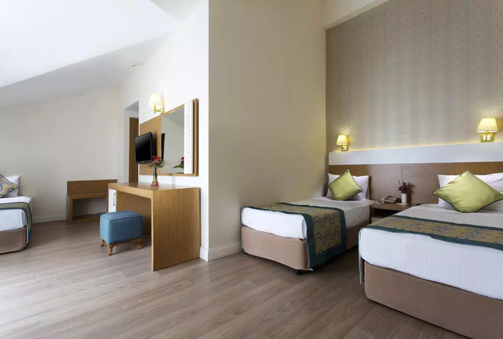 kemer_dreams_shabavizparvaz_22.jpg