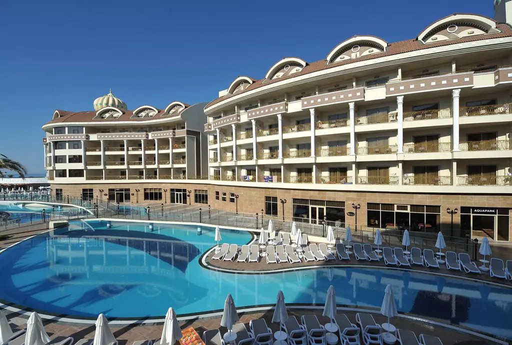 kirman_belazur_resort_spa_shabavizparvaz_01.jpg