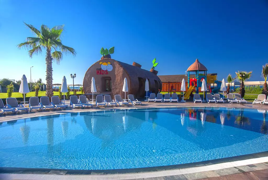 kirman_belazur_resort_spa_shabavizparvaz_03.jpg