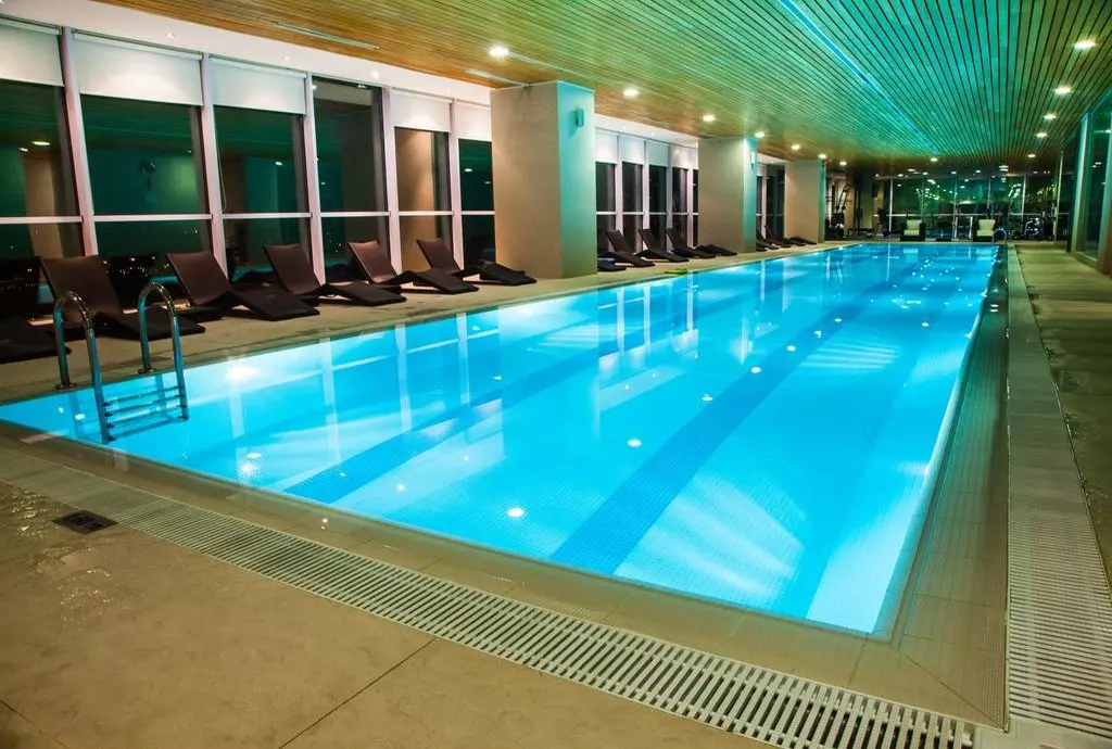 landmark_baku_shabavizparvaz_11.jpg landmark_baku_shabavizparvaz_11.jpg