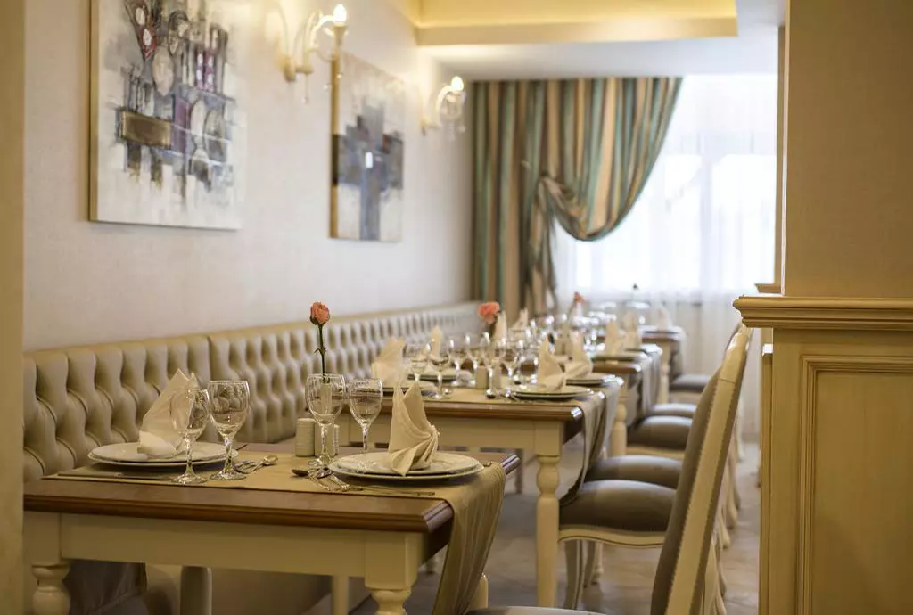 lara_family_club_shabavizparvaz_11.jpg lara_family_club_shabavizparvaz_11.jpg