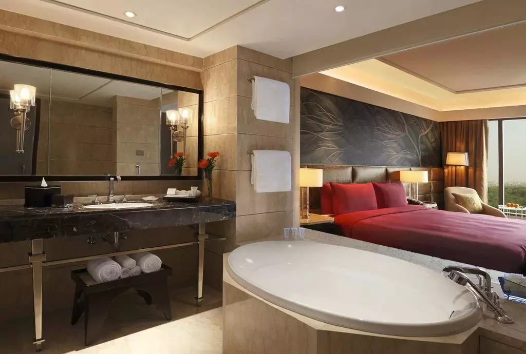 leela_ambience_convention_delhi_shabavizparvaz_13.jpg leela_ambience_convention_delhi_shabavizparvaz_13.jpg