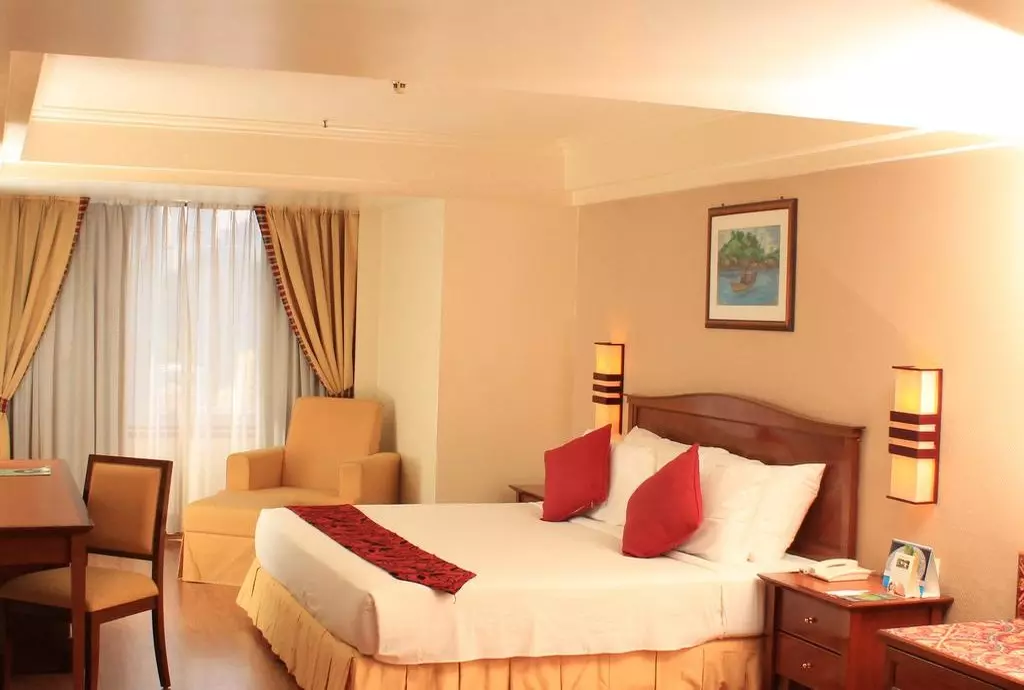 leo_pacific_quality_shabavizparvaz_09.jpg leo_pacific_quality_shabavizparvaz_09.jpg