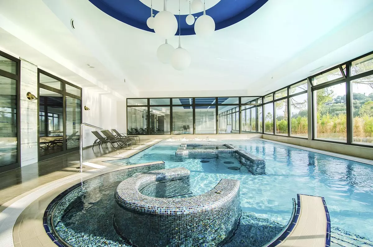 liberty-sea-light-kusadasi-indoor-pool