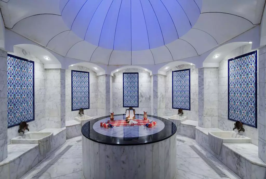 liberty_lara_shabavizparvaz_24.jpg liberty_lara_shabavizparvaz_24.jpg