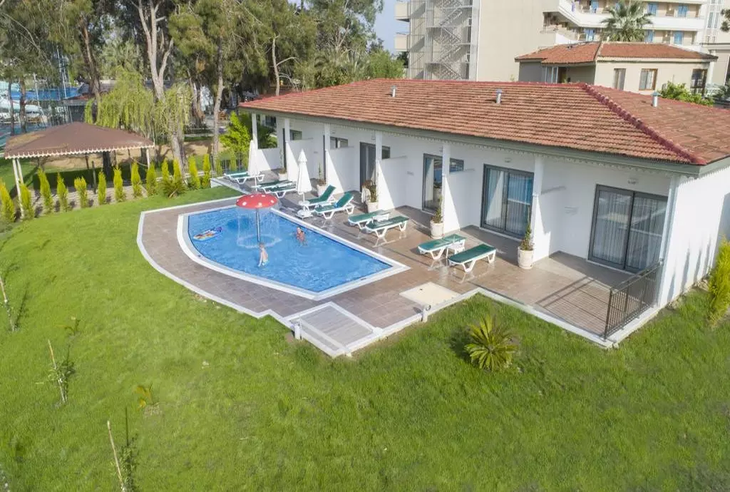 linda_resort_antalya_shabavizparvaz_02.jpg