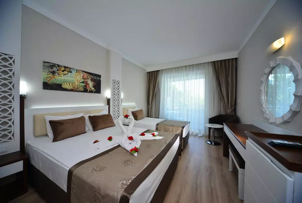 linda_resort_antalya_shabavizparvaz_08.jpg