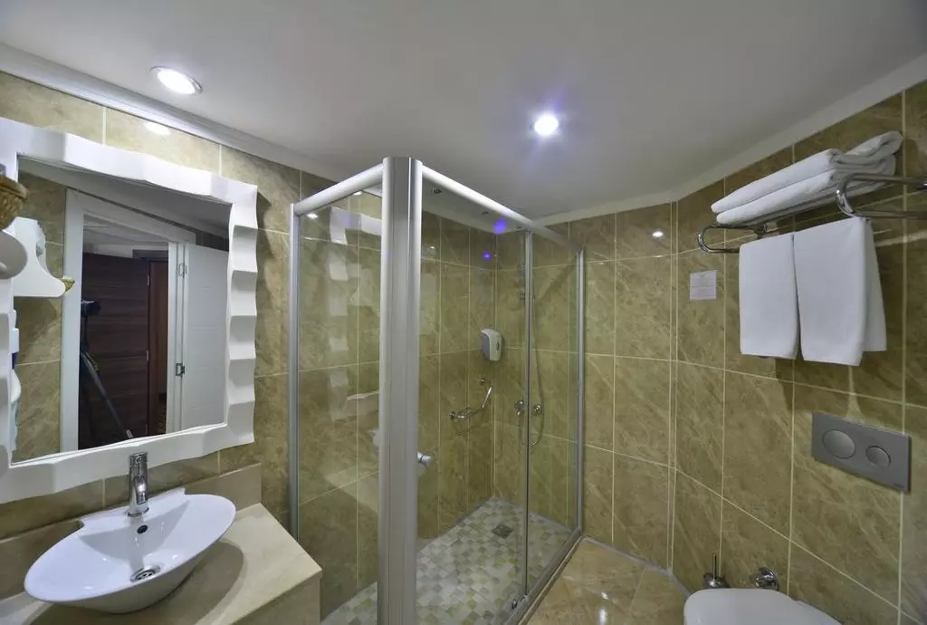 linda_resort_antalya_shabavizparvaz_11.jpg