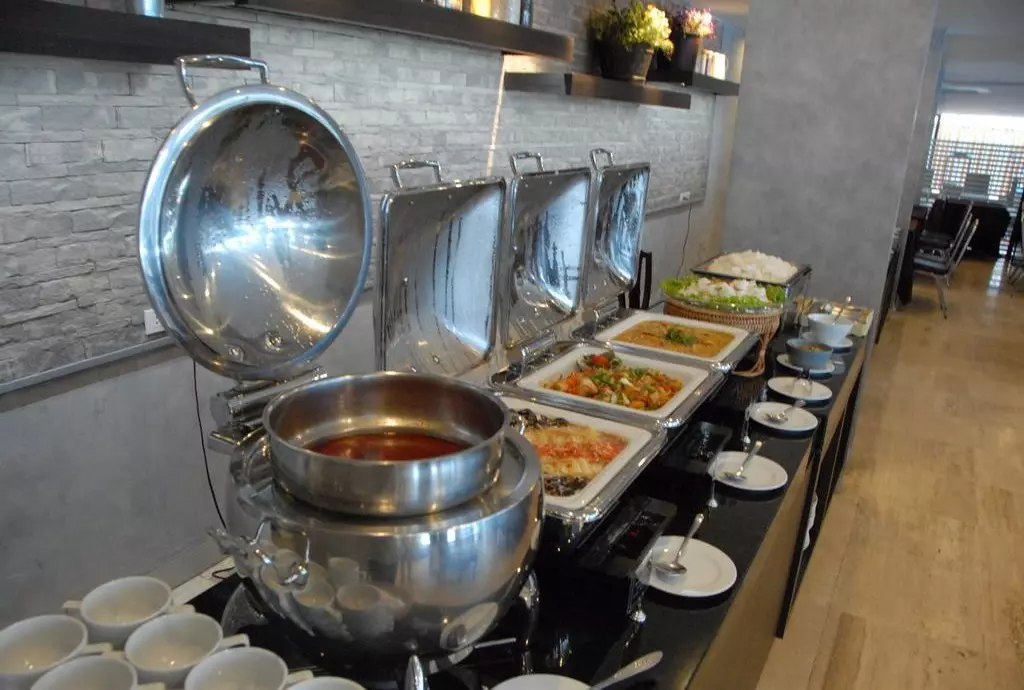 ma_hotel_bangkok_shabavizparvaz_02.jpg ma_hotel_bangkok_shabavizparvaz_02.jpg