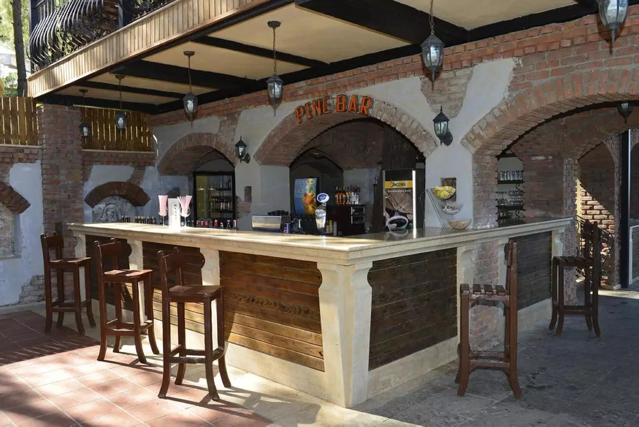 marmariapalce9_shabaviz.jpg marmariapalce9_shabaviz.jpg