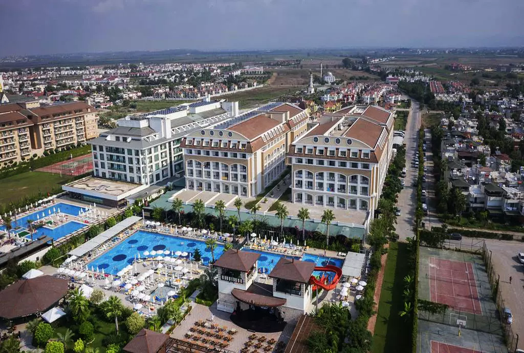 max_holiday_belek_shabavizparvaz_09.jpg