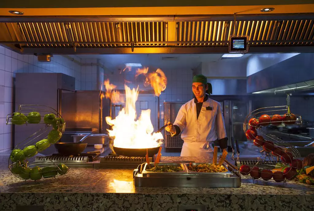 max_holiday_belek_shabavizparvaz_13.jpg