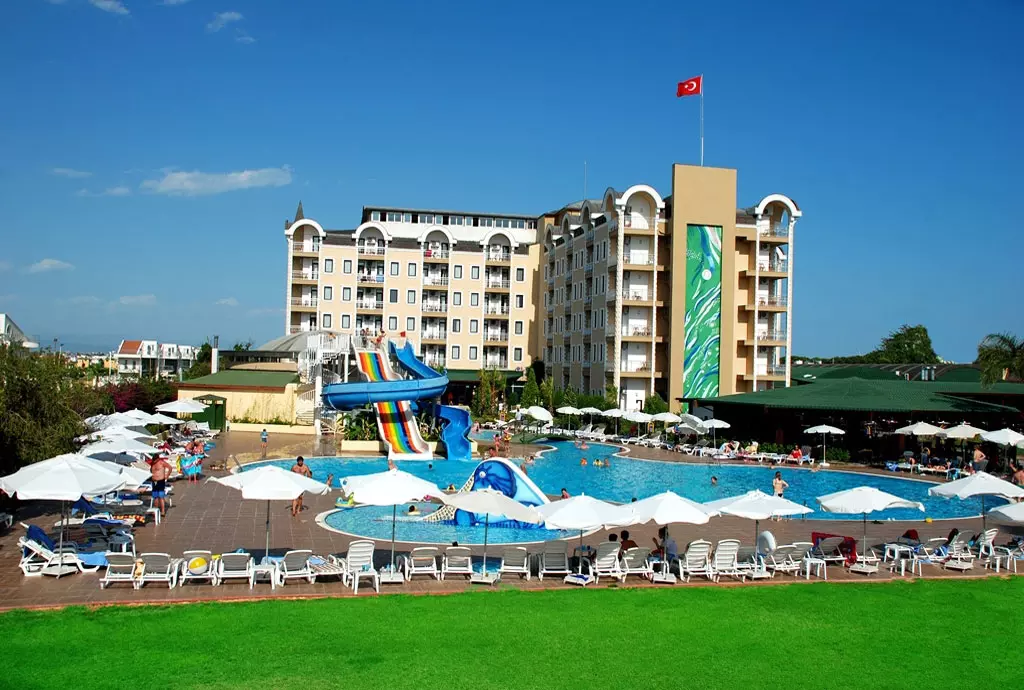 maya_world_belek_shabavizparvaz_02.jpg maya_world_belek_shabavizparvaz_02.jpg