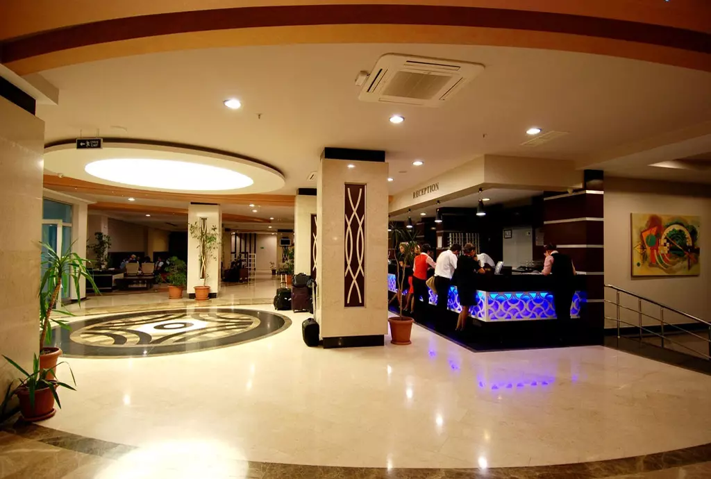 maya_world_belek_shabavizparvaz_04.jpg maya_world_belek_shabavizparvaz_04.jpg