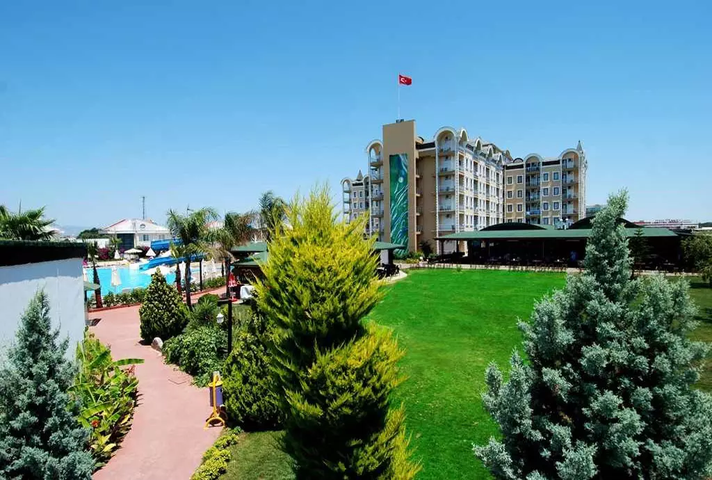 maya_world_belek_shabavizparvaz_13.jpg maya_world_belek_shabavizparvaz_13.jpg