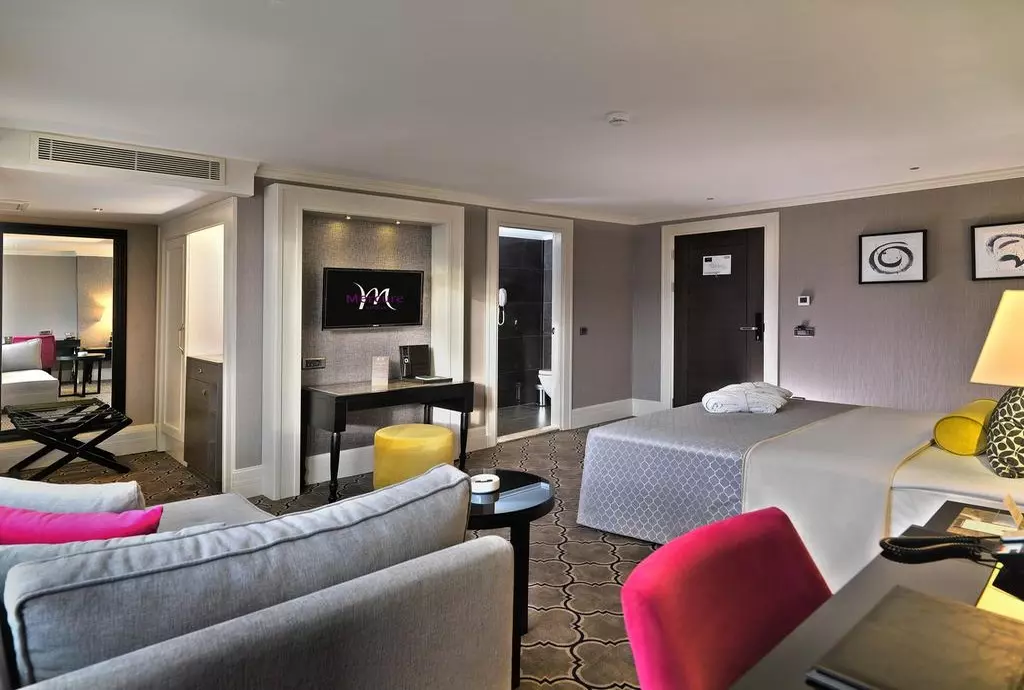 mercure_bomonti_shabavizparvaz_04.jpg mercure_bomonti_shabavizparvaz_04.jpg