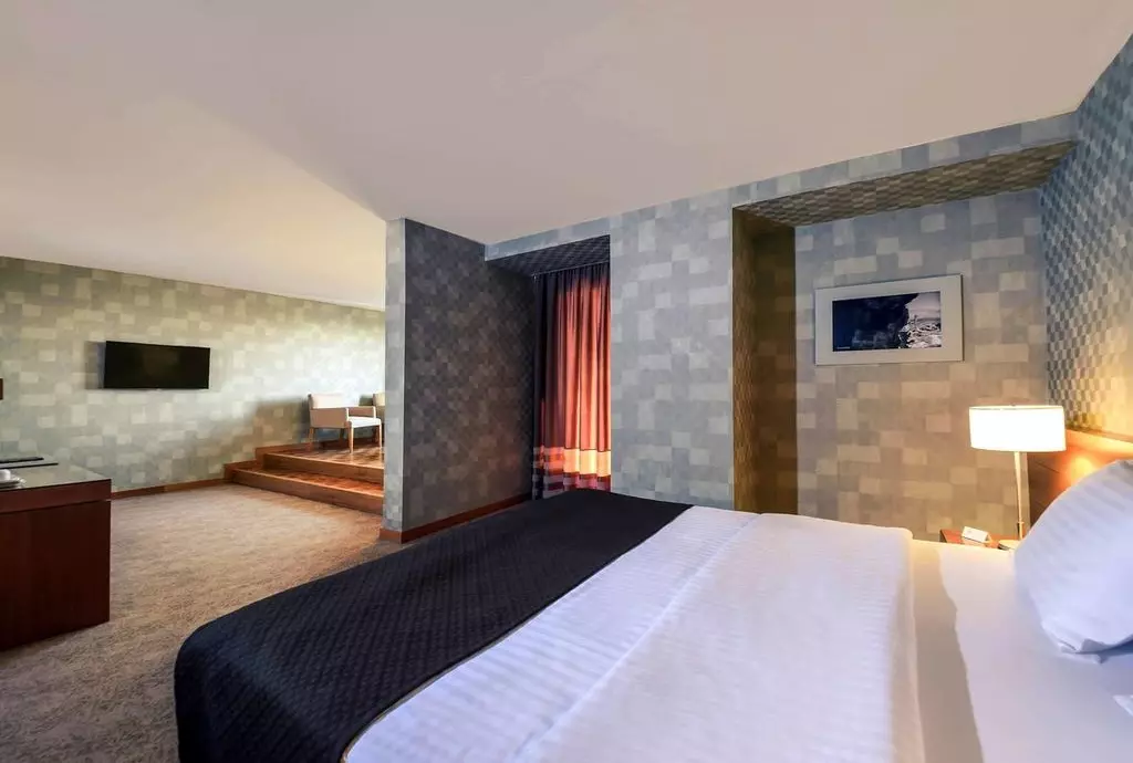 mercure_bosphorus_shabavizparvaz_03.jpg mercure_bosphorus_shabavizparvaz_03.jpg
