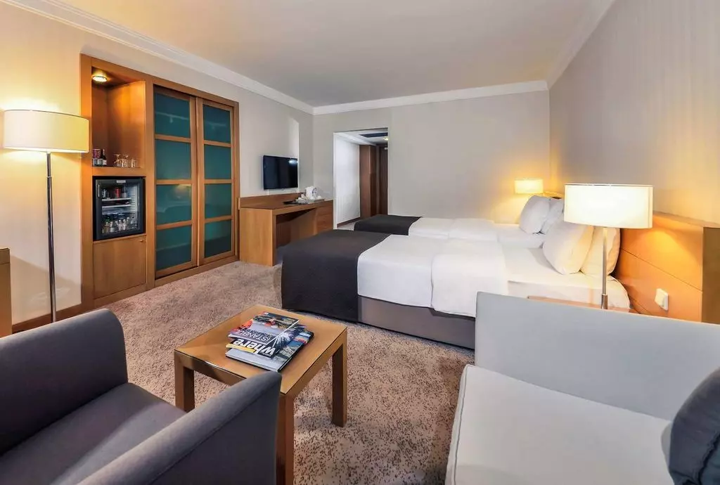 mercure_bosphorus_shabavizparvaz_07.jpg mercure_bosphorus_shabavizparvaz_07.jpg