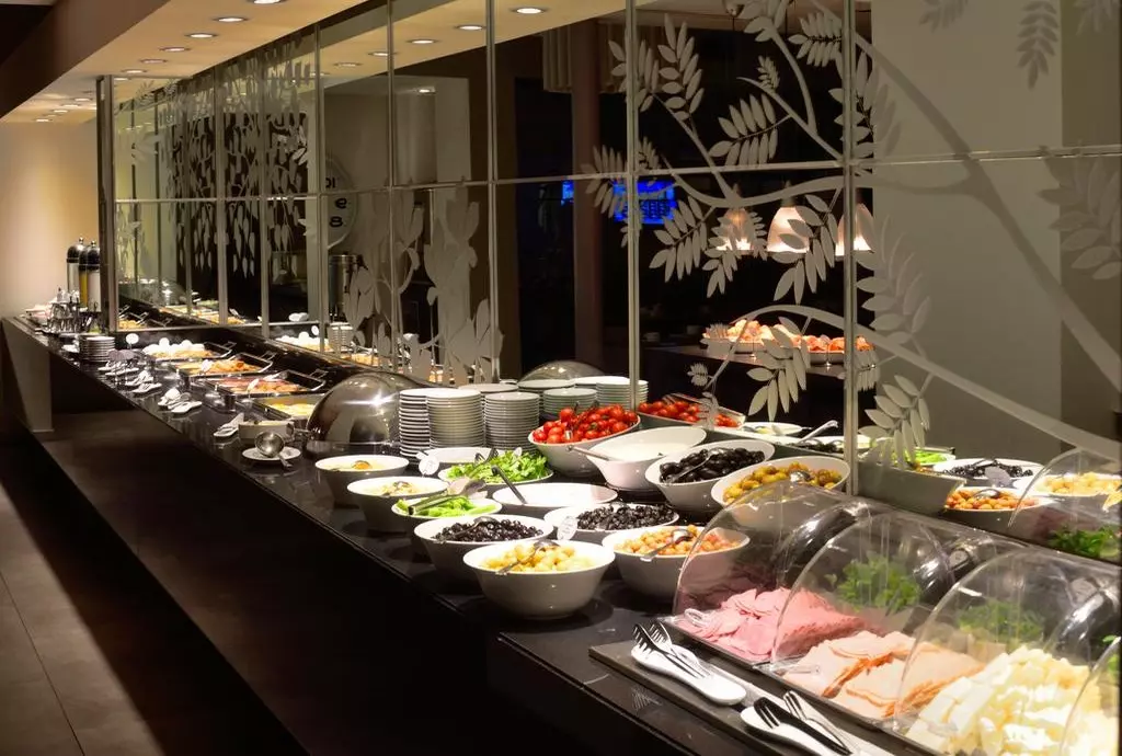 mercure_bosphorus_shabavizparvaz_09.jpg mercure_bosphorus_shabavizparvaz_09.jpg