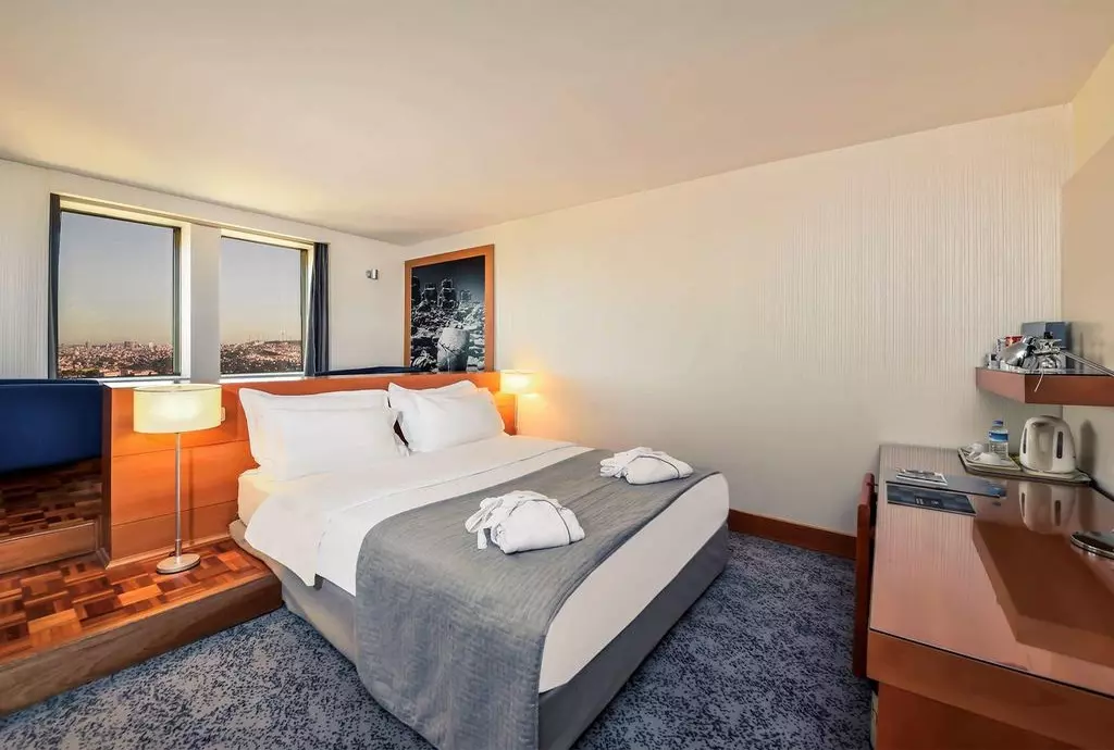 mercure_bosphorus_shabavizparvaz_13.jpg mercure_bosphorus_shabavizparvaz_13.jpg