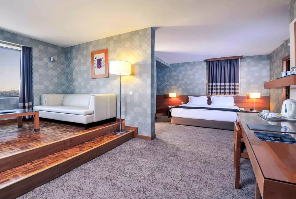 mercure_bosphorus_shabavizparvaz_16.jpg mercure_bosphorus_shabavizparvaz_16.jpg