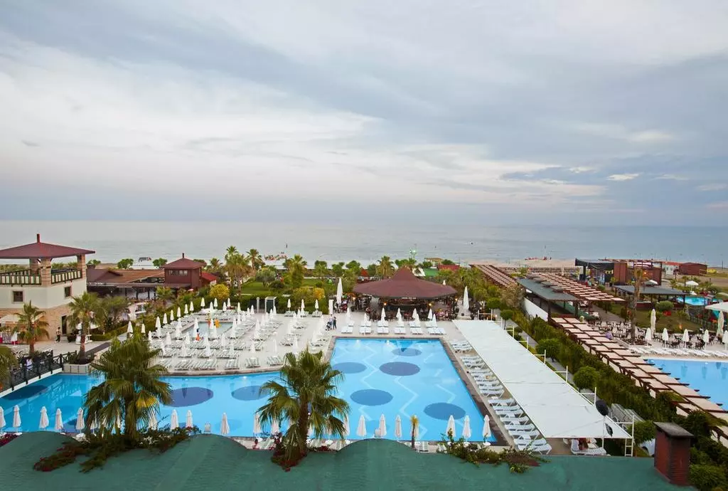mholiday_belek_shabavizparvaz_07.jpg