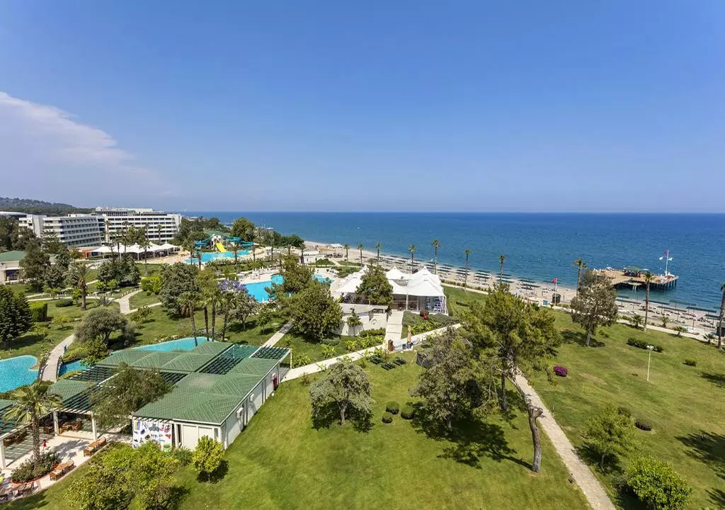 mirage_park_resort_shabavizparvaz_06.jpg