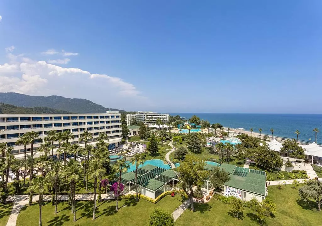 mirage_park_resort_shabavizparvaz_07.jpg