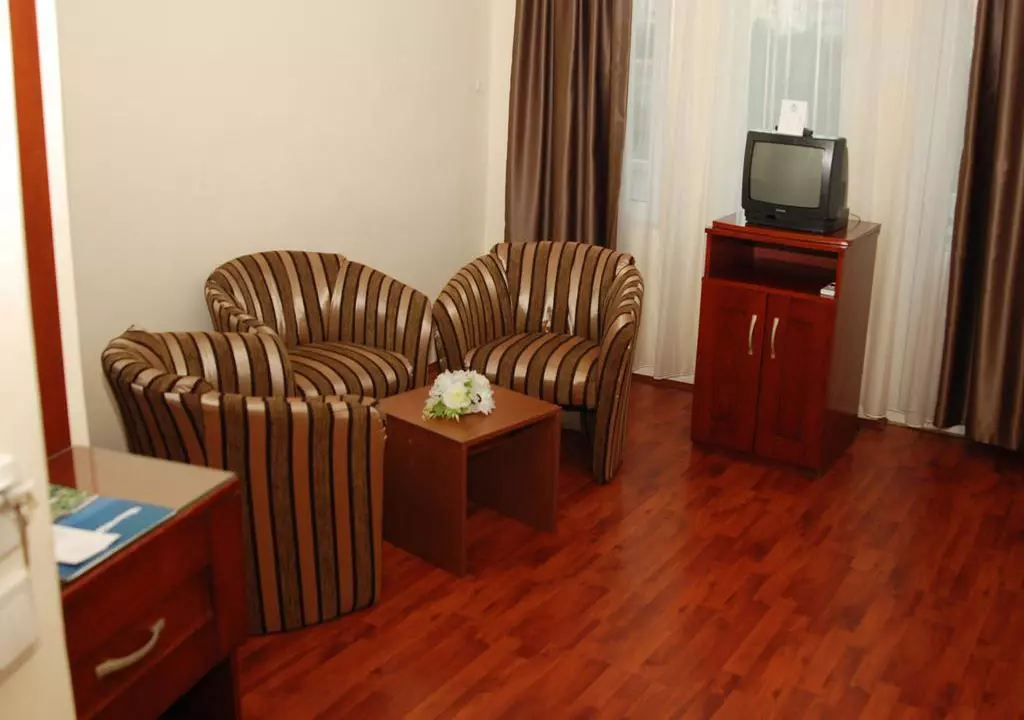 nazar_beach_shabavizparvaz_05.jpg nazar_beach_shabavizparvaz_05.jpg