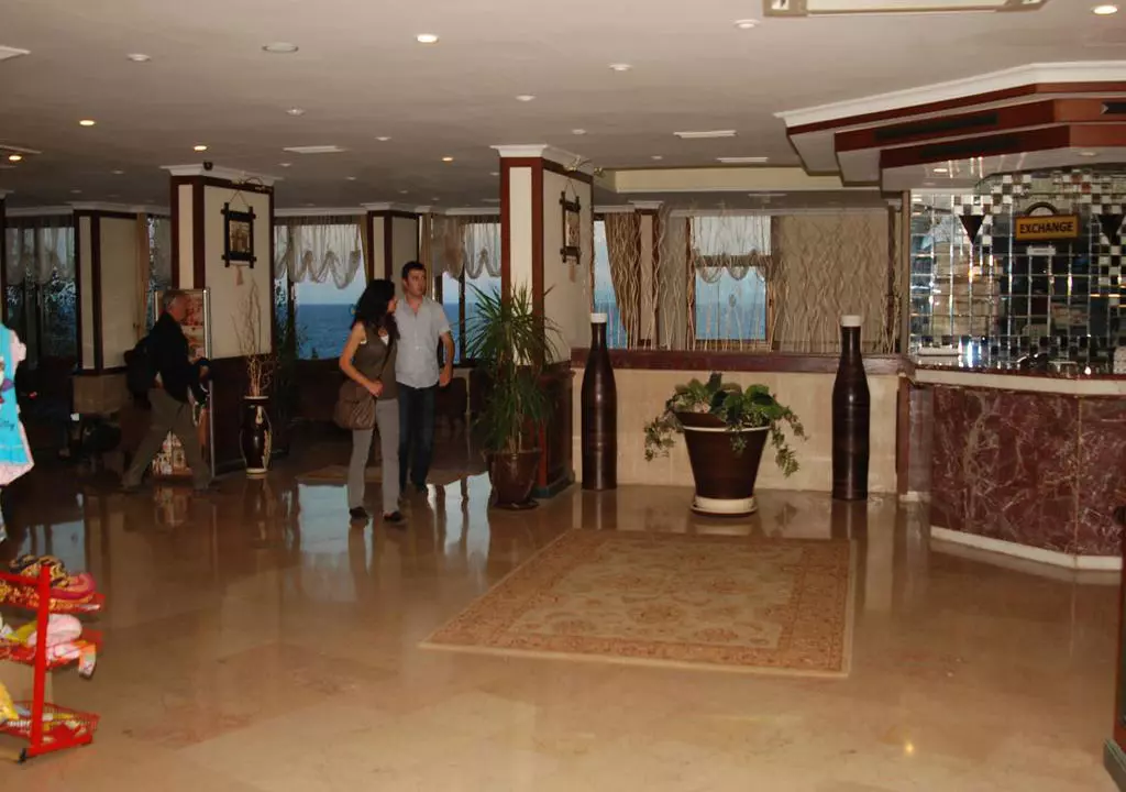 nazar_beach_shabavizparvaz_09.jpg nazar_beach_shabavizparvaz_09.jpg