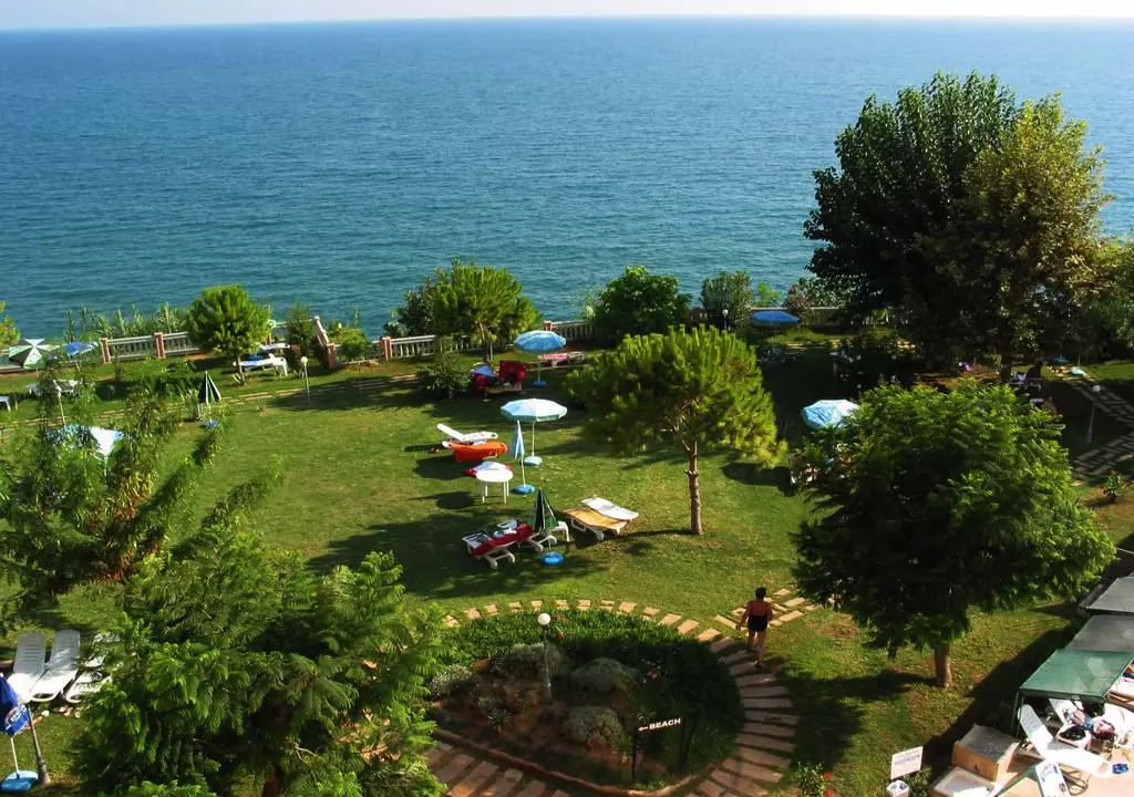 nazar_beach_shabavizparvaz_11.jpg nazar_beach_shabavizparvaz_11.jpg