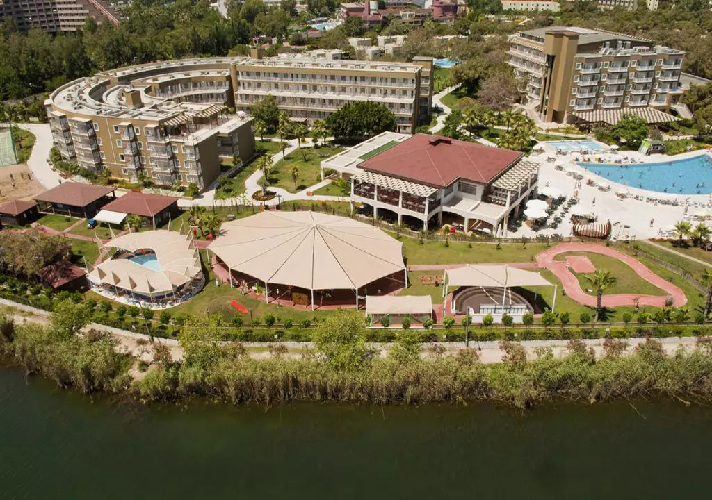 otium_eco_club_shabavizparvaz_03.jpg