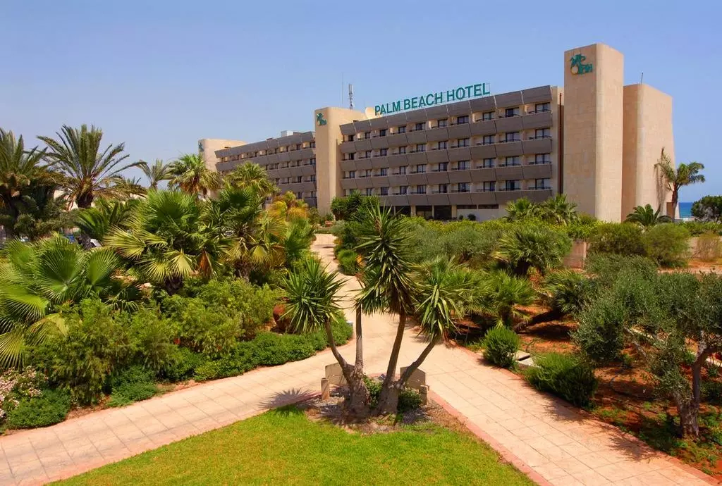 palm_beach_hotel_bungalow_shabavizparvaz_07.jpg
