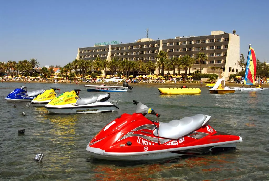 palm_beach_hotel_bungalow_shabavizparvaz_15.jpg