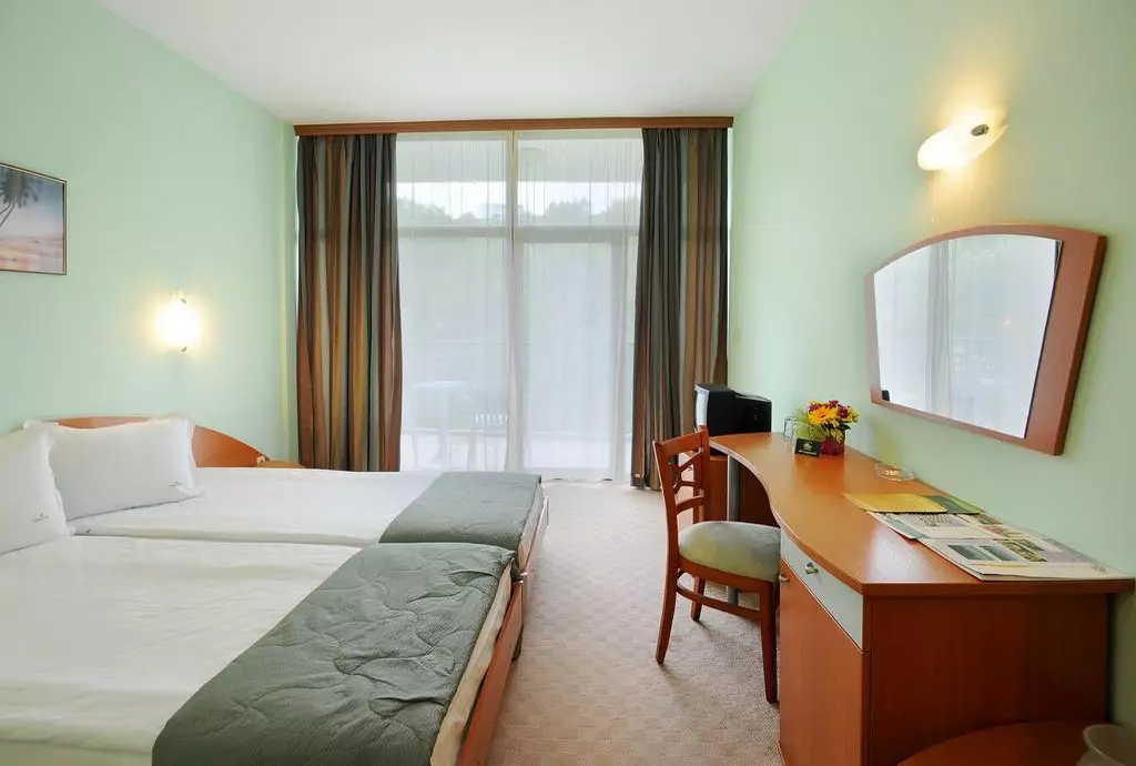 palm_beach_varna_shabavizparvaz_10.jpg palm_beach_varna_shabavizparvaz_10.jpg