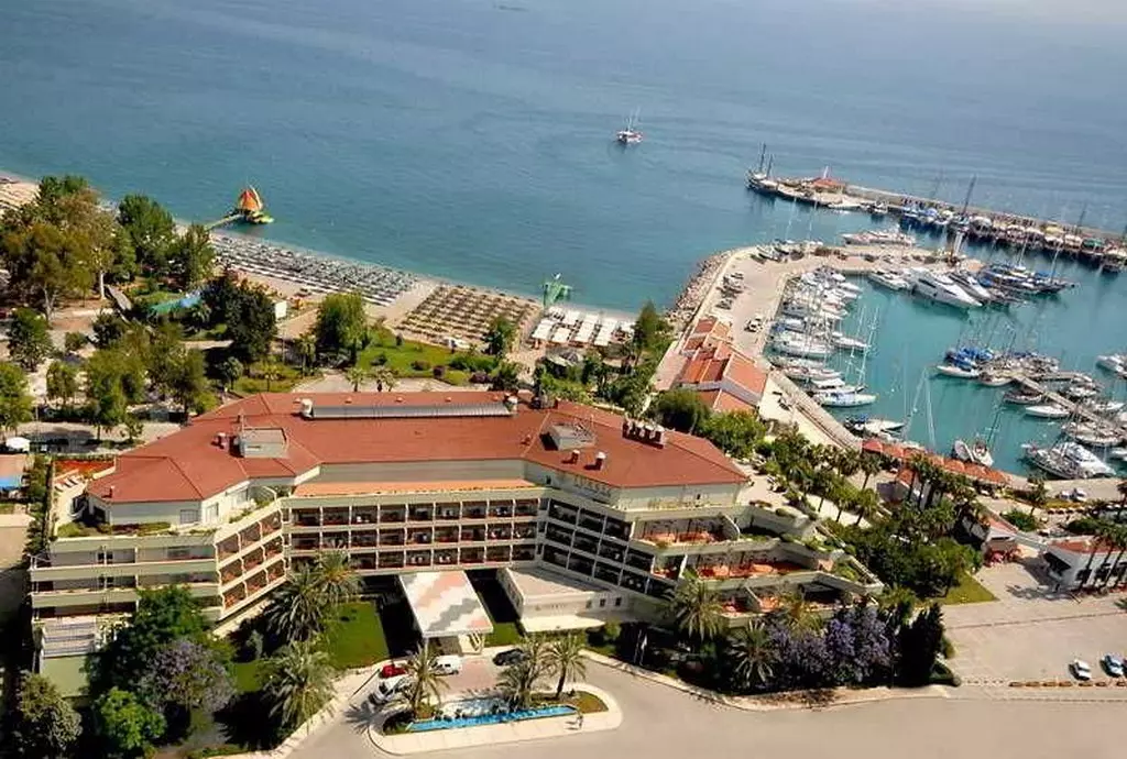 palmet_turkiz_marina.jpg