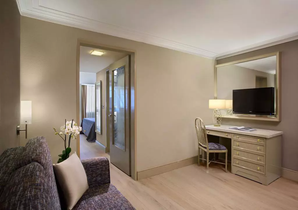 paloma_renaissance_resort_shabavizparvaz_21.jpg paloma_renaissance_resort_shabavizparvaz_21.jpg