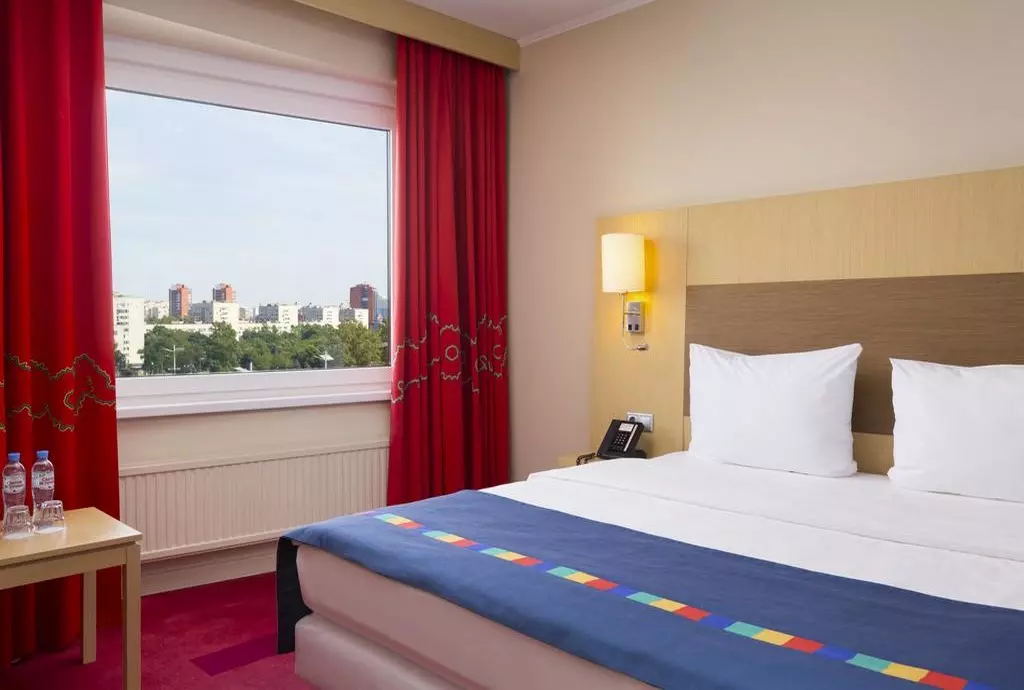 park_inn_by_radisson_pulkovskaya_shabavizparvaz_13.jpg