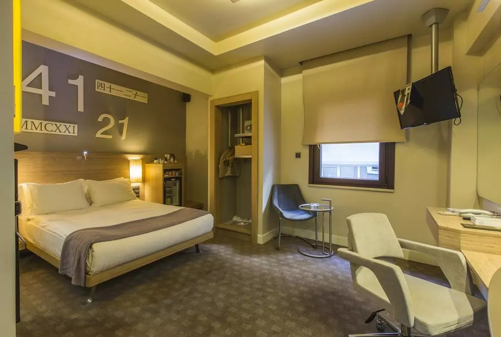 peak_hotel_shabavizparvaz_18.jpg