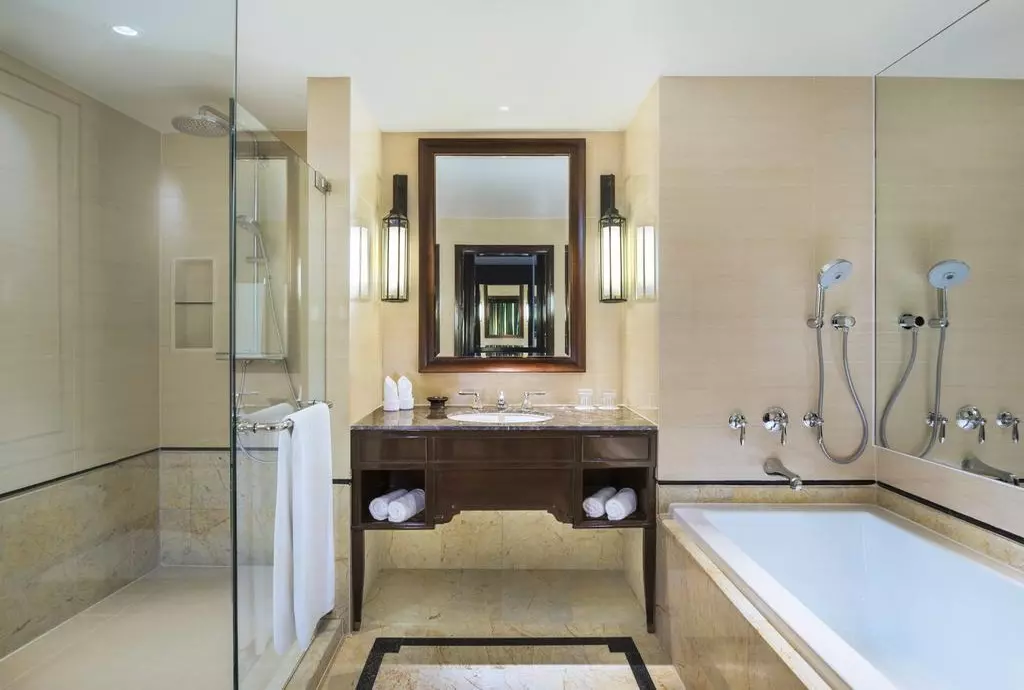 plaza_athenee_shabavizparvaz_03.jpg plaza_athenee_shabavizparvaz_03.jpg