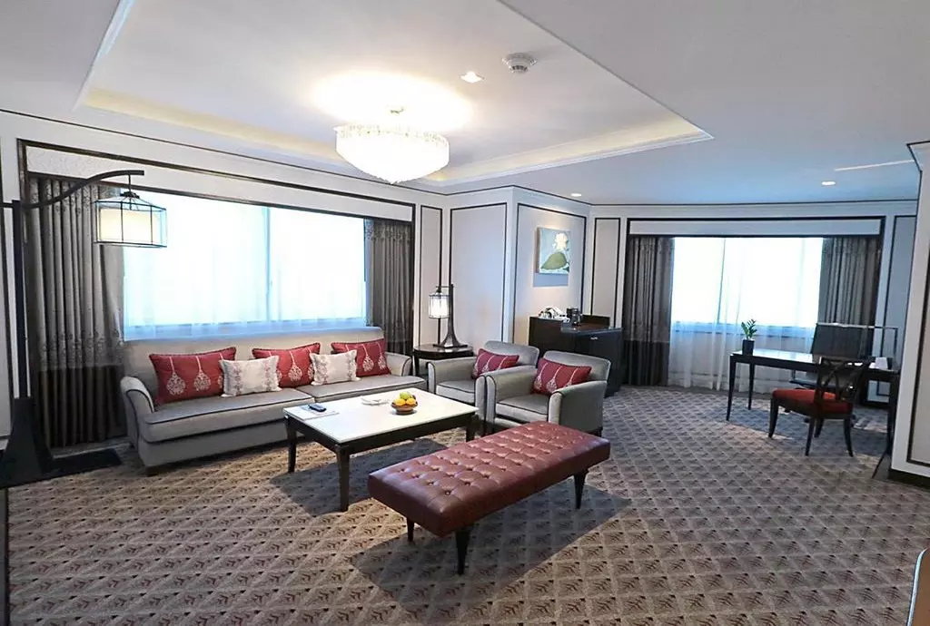 plaza_athenee_shabavizparvaz_06.jpg plaza_athenee_shabavizparvaz_06.jpg