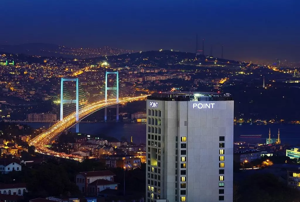 point_barbaros_istanbul_shabavivzparvaz_01.jpg