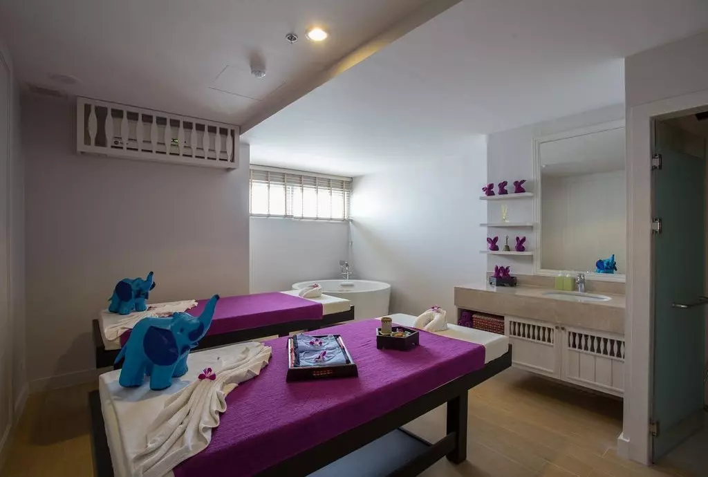 ramada_phuket_deevana_shabavizparvaz_11.jpg ramada_phuket_deevana_shabavizparvaz_11.jpg