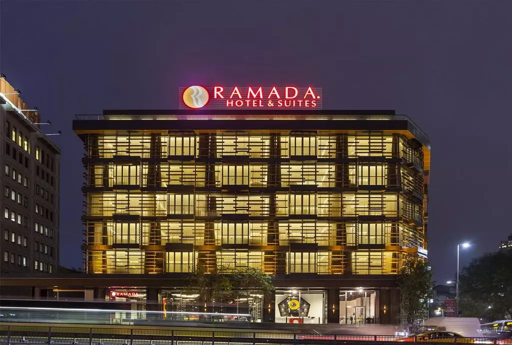 ramada_suite_istanbul_shabavizparvaz_08.jpg ramada_suite_istanbul_shabavizparvaz_08.jpg