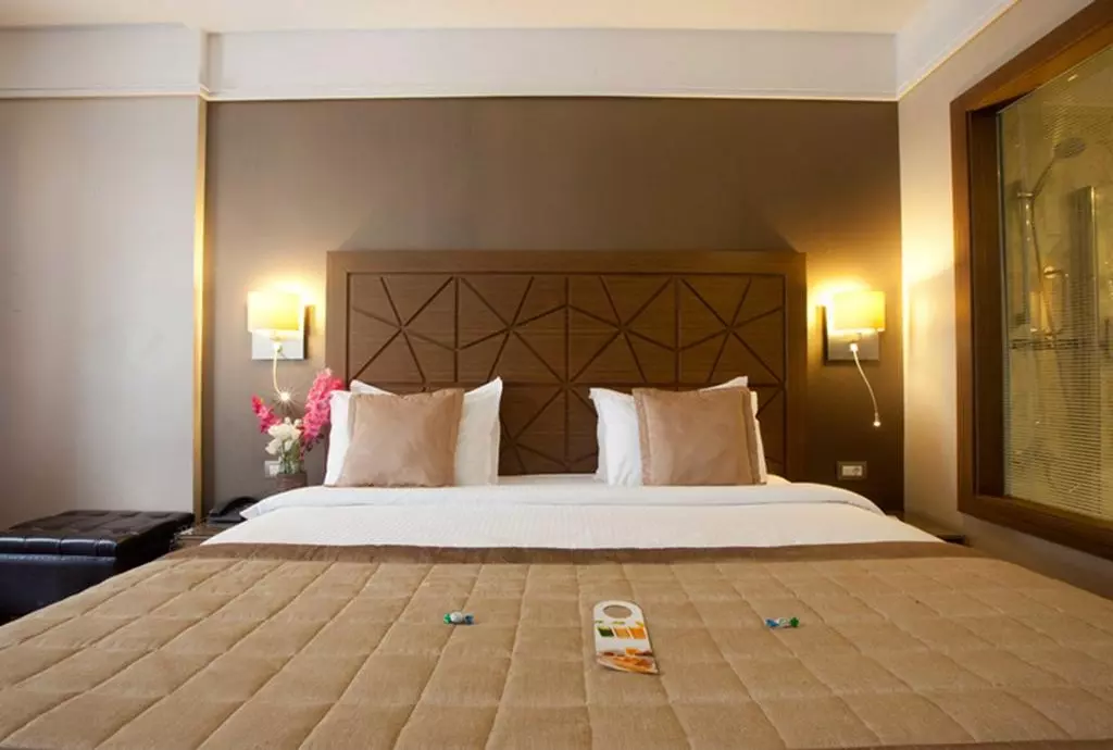 ramada_taksim_istanbul_shabavizparvaz_02.jpg