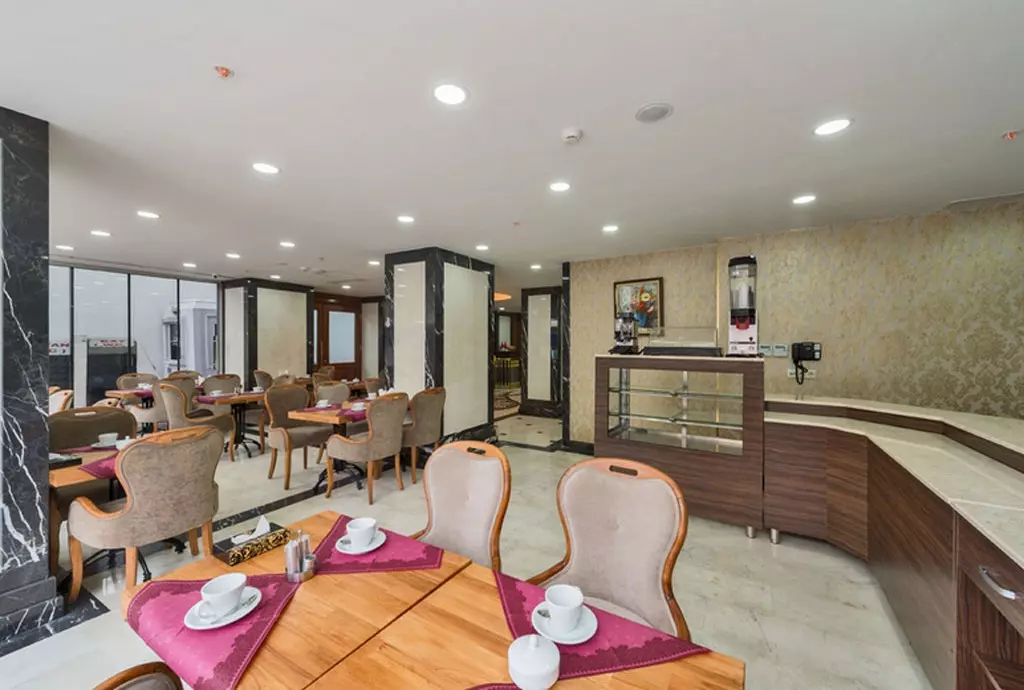 real_star_istanbul_shabavizparvaz_02.jpg real_star_istanbul_shabavizparvaz_02.jpg