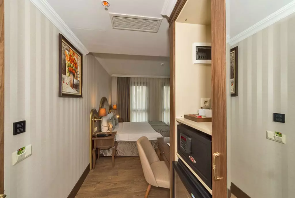 real_star_istanbul_shabavizparvaz_09.jpg real_star_istanbul_shabavizparvaz_09.jpg