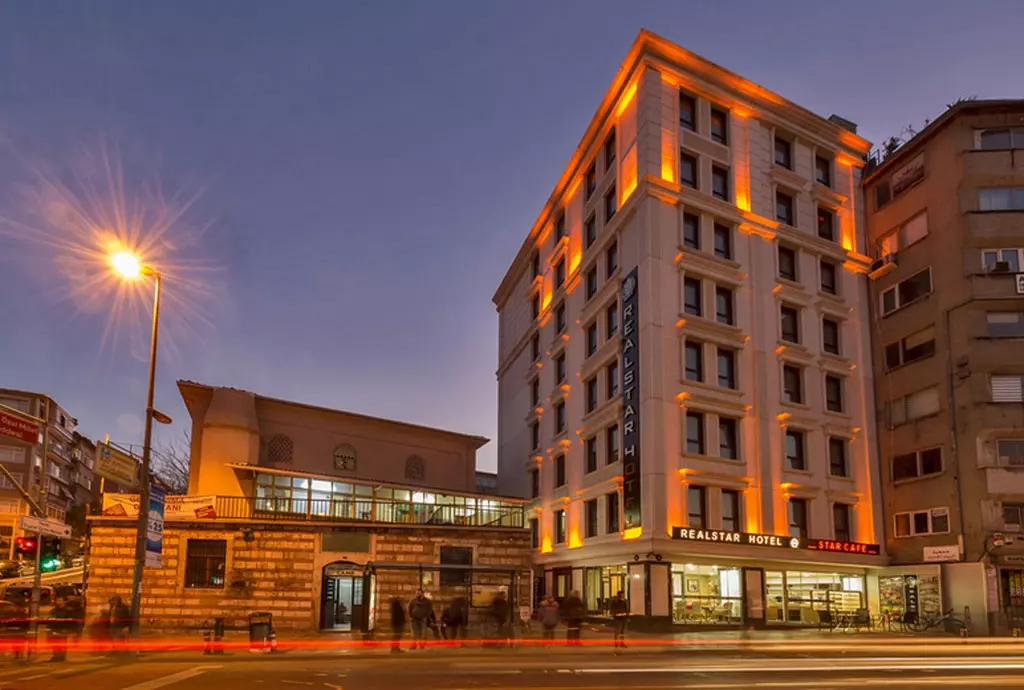 real_star_istanbul_shabavizparvaz_10.jpg real_star_istanbul_shabavizparvaz_10.jpg